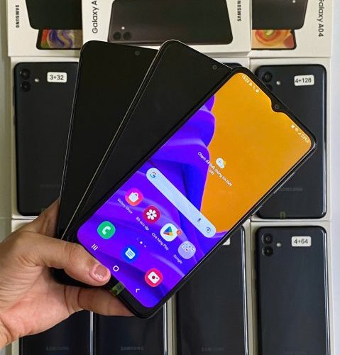 Điện thoại Samsung Galaxy A04