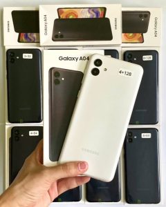 Điện thoại Samsung Galaxy A04