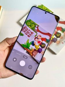 Điện thoại Samsung Galaxy S20+