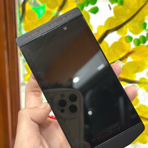 Điện Thoại BlackBerry Porsche Design P'9982