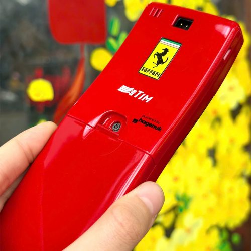 Điện Thoại FERRARI F10