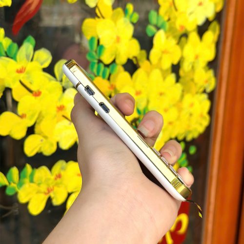 ĐIỆN THOẠI BLACKBERRY Q10 GOLD