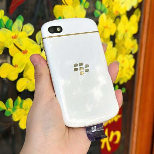ĐIỆN THOẠI BLACKBERRY Q10 GOLD