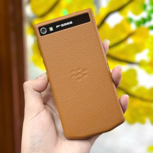 Điện Thoại BlackBerry Porsche Design P'9982